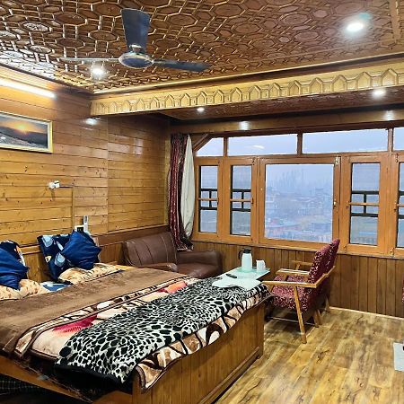 Sun N Shade Guest House Srinagar  Exterior photo
