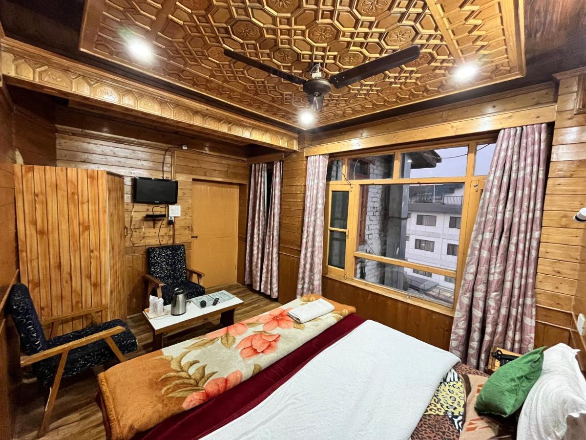 Sun N Shade Guest House Srinagar  Exterior photo